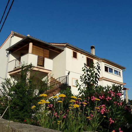 Apartman Petra Vrh  Exterior photo