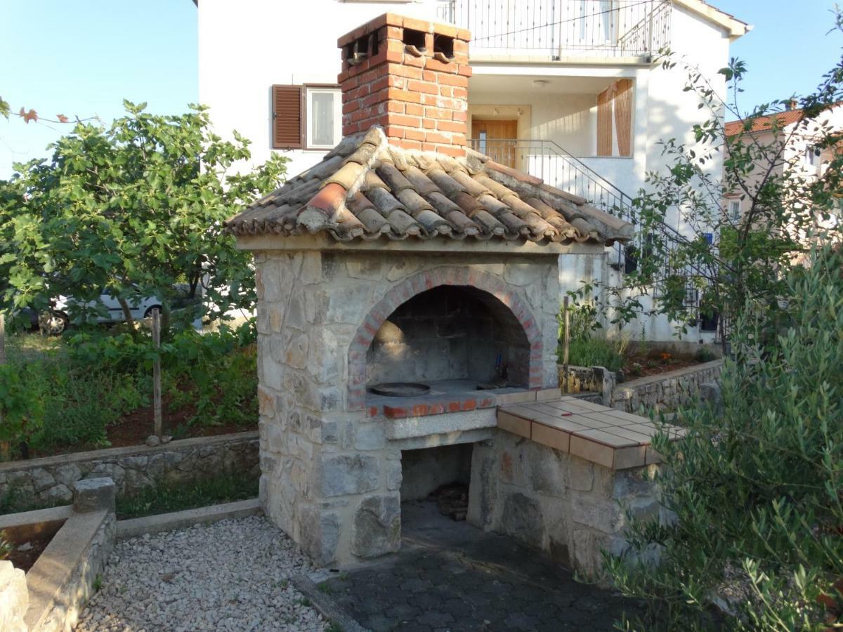 Apartman Petra Vrh  Exterior photo